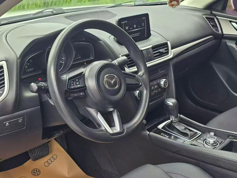 Mazda Mazda 3 Axela