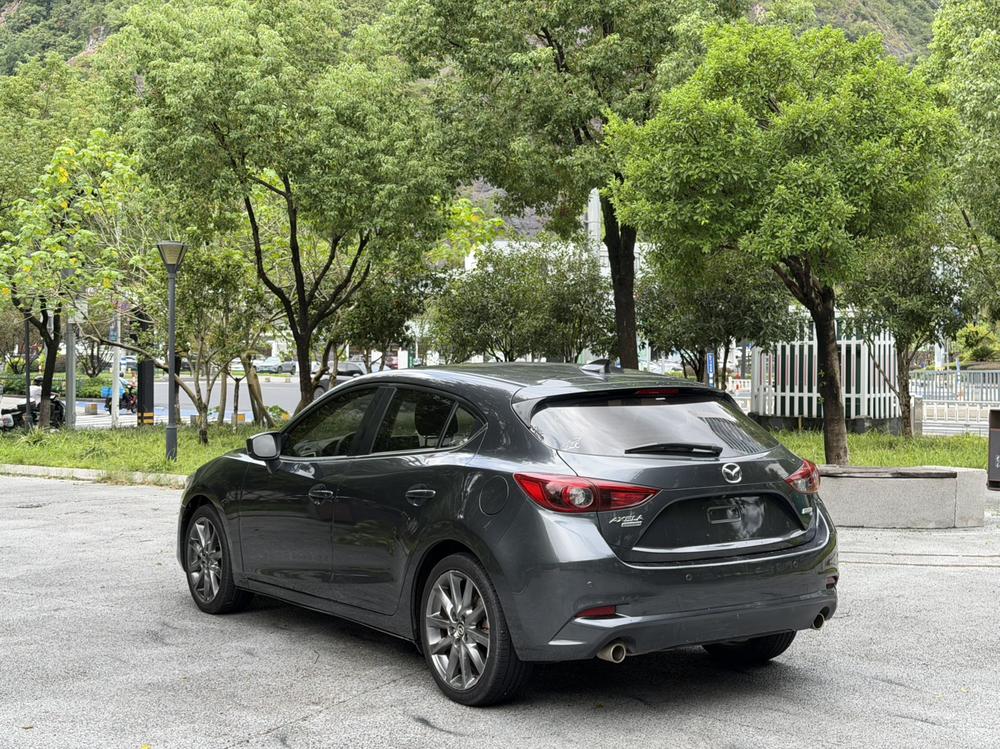 Mazda Mazda 3 Axela