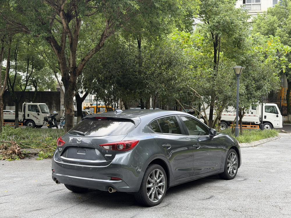 Mazda Mazda 3 Axela