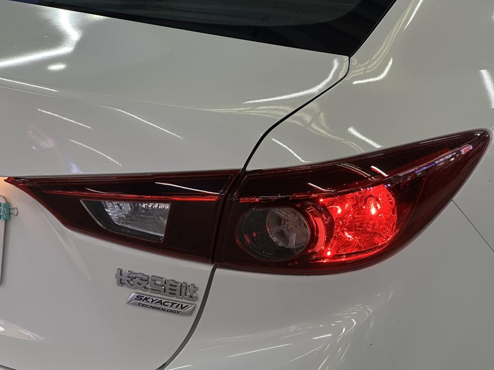 Mazda Mazda 3 Axela