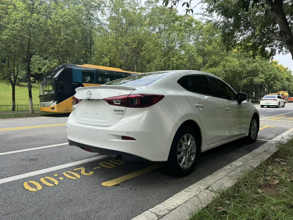 Mazda Mazda 3 Axela