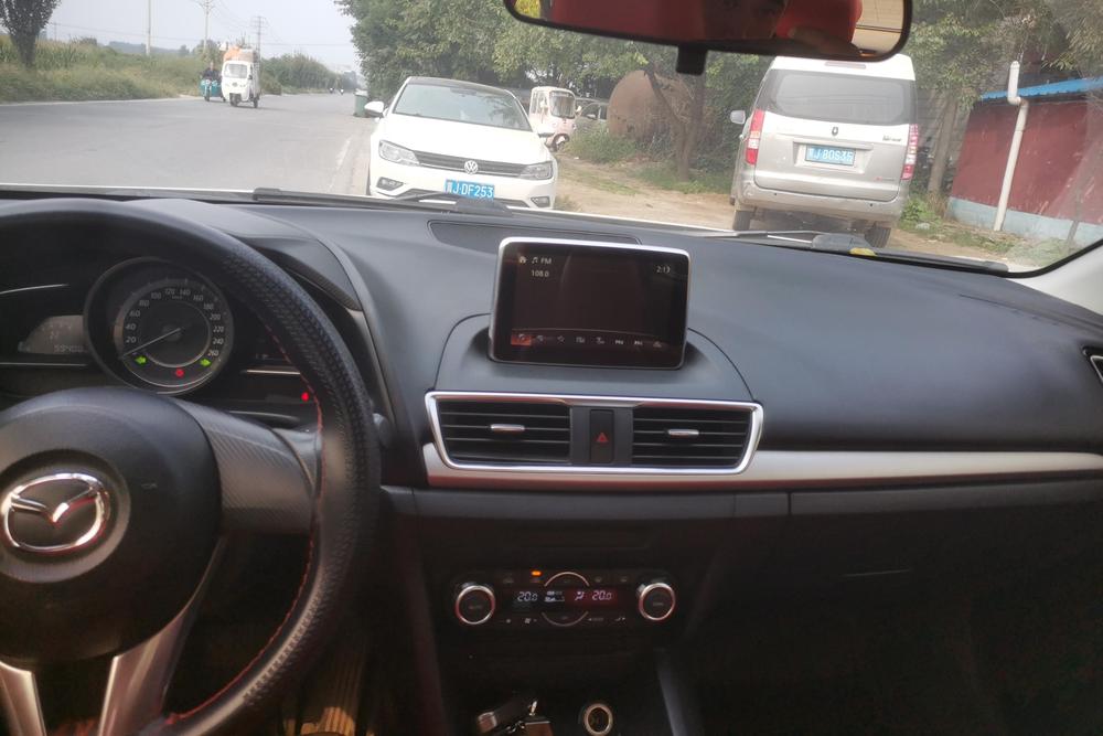 Mazda Mazda 3 Axela