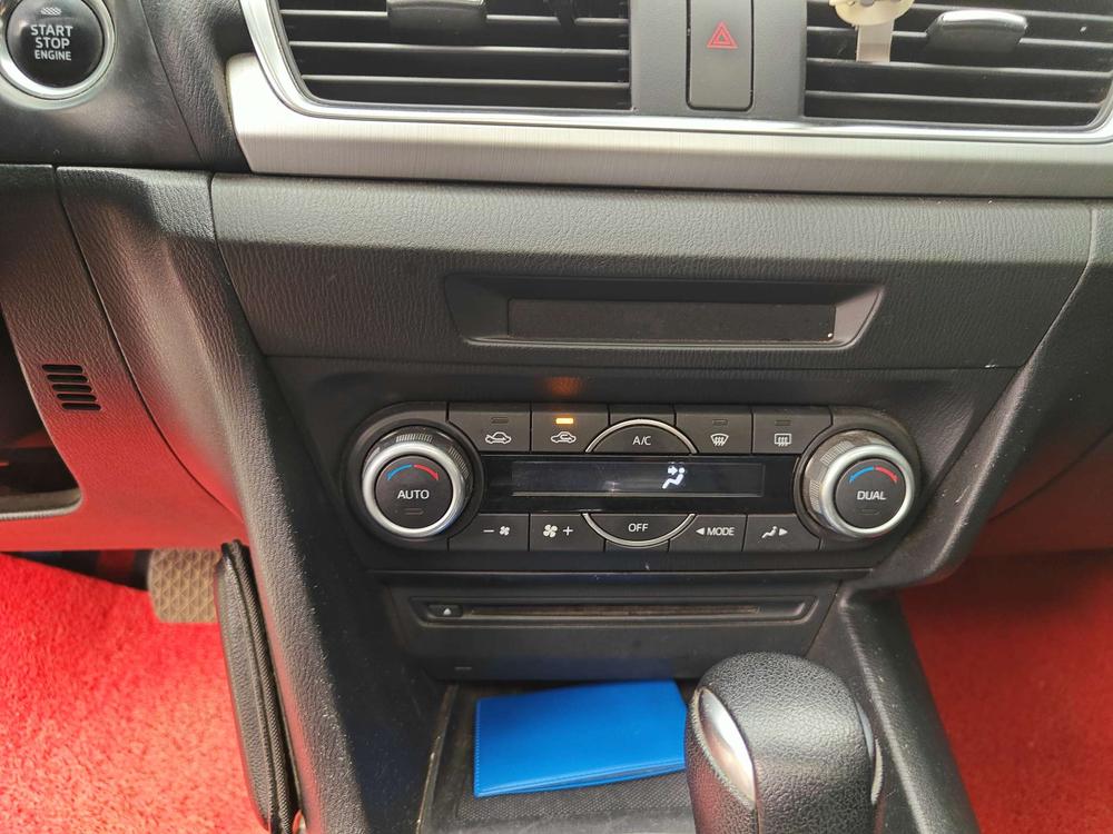 Mazda Mazda 3 Axela