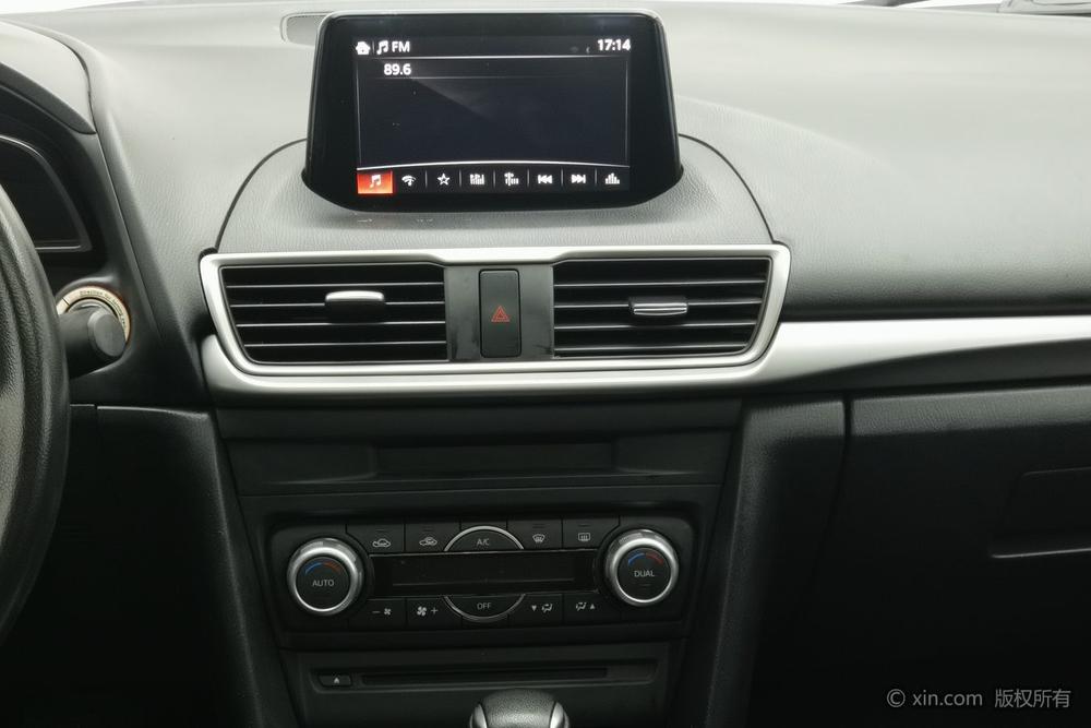 Mazda Mazda 3 Axela
