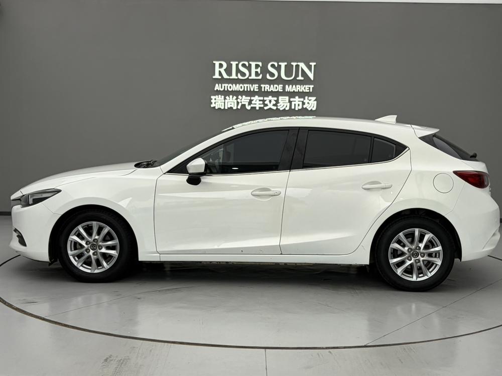 Mazda Mazda 3 Axela