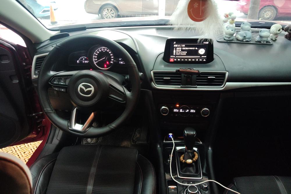 Mazda Mazda 3 Axela