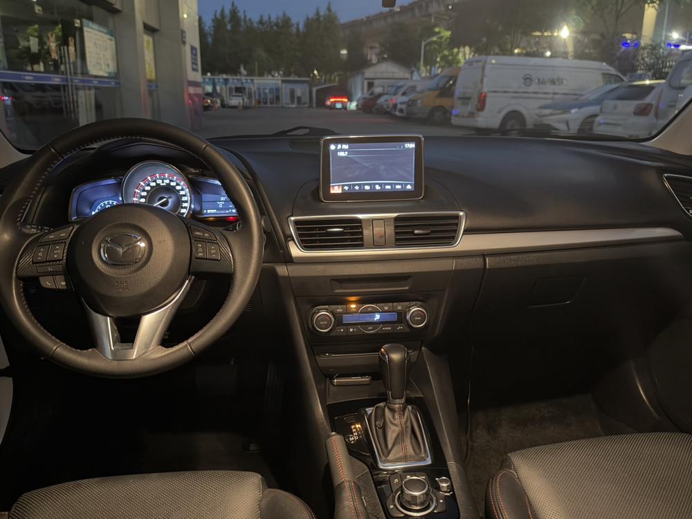 Mazda Mazda 3 Axela
