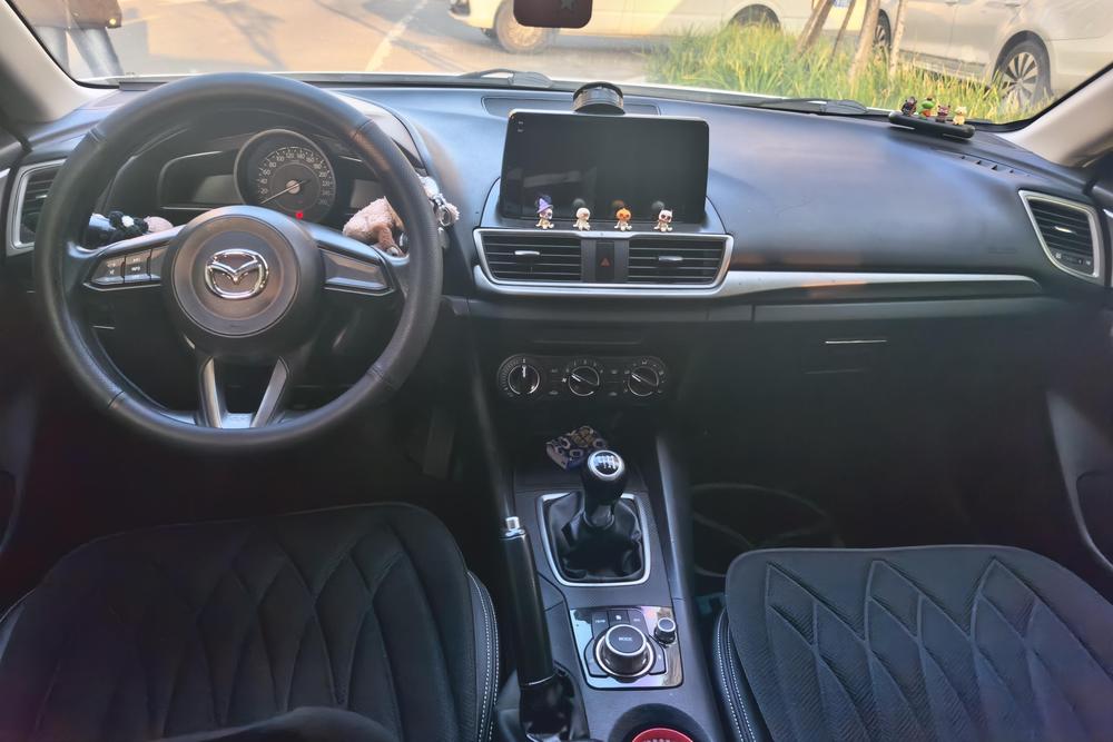 Mazda Mazda 3 Axela