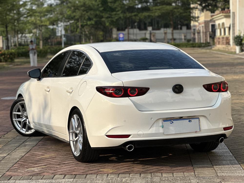 Mazda Mazda 3 Axela