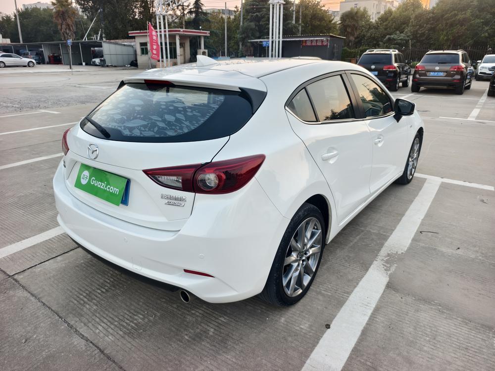 Mazda Mazda 3 Axela