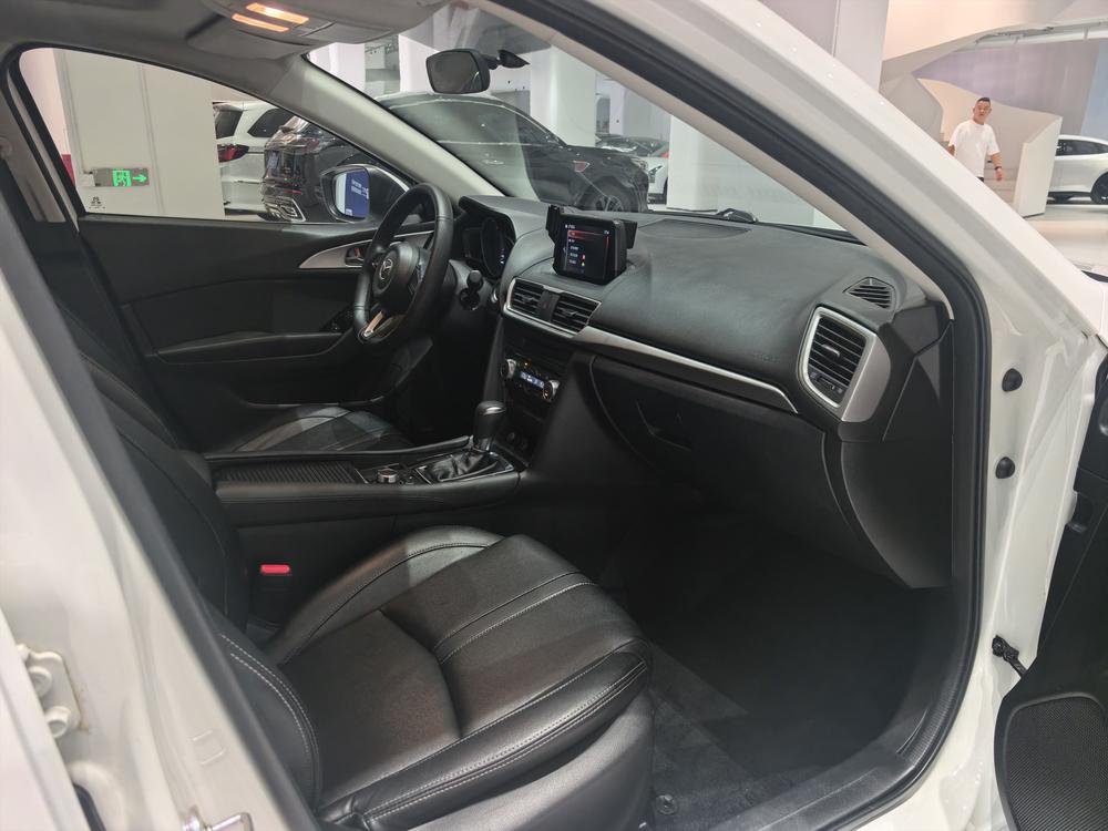 Mazda Mazda 3 Axela
