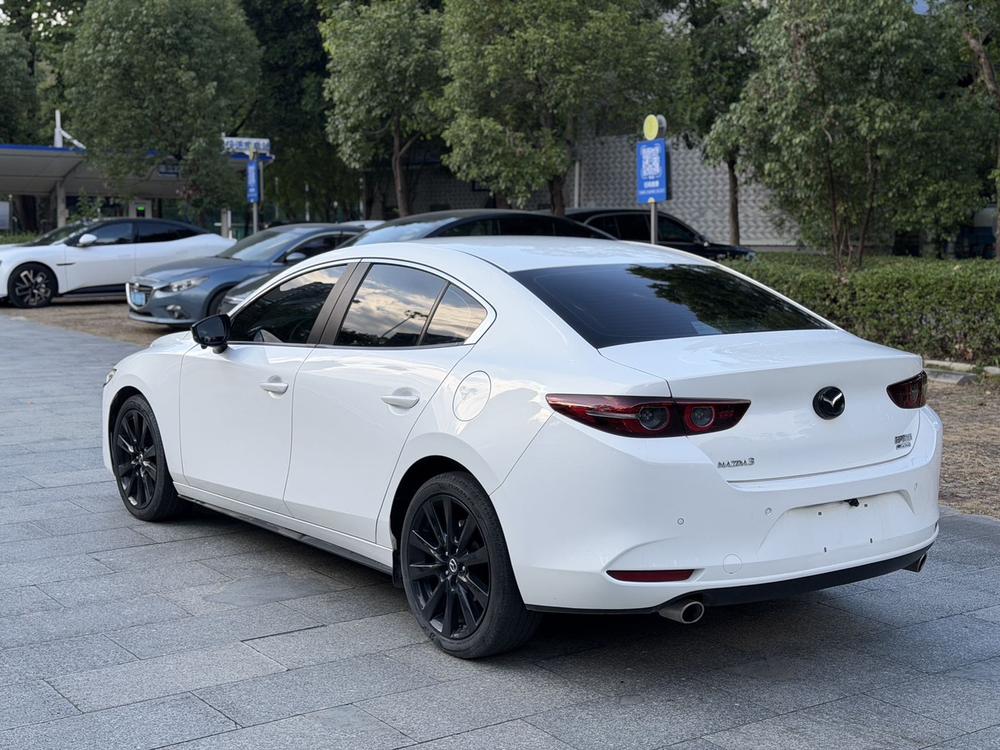 Mazda Mazda 3 Axela