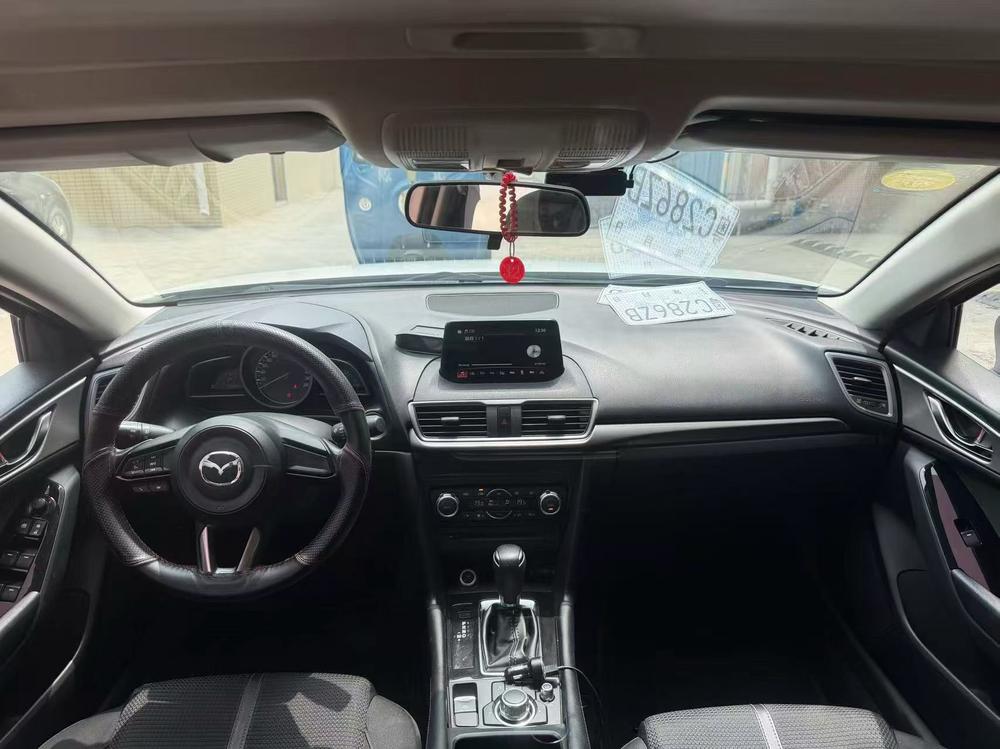 Mazda Mazda 3 Axela