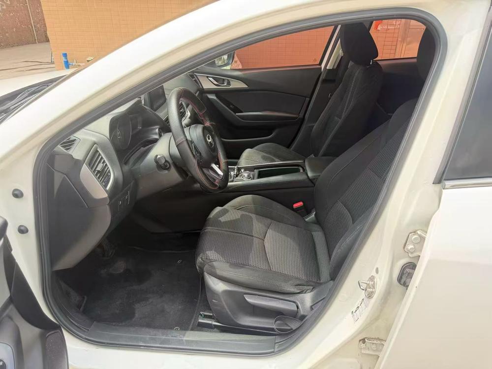 Mazda Mazda 3 Axela