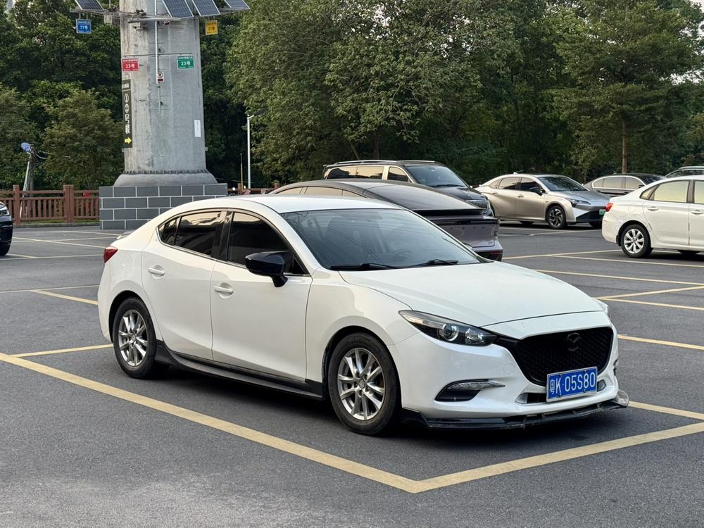 Mazda Mazda 3 Axela