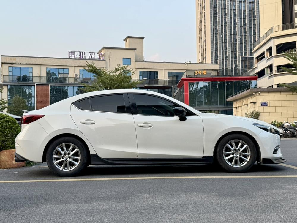Mazda Mazda 3 Axela