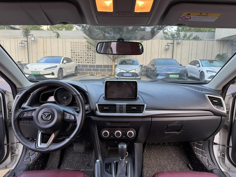 Mazda Mazda 3 Axela