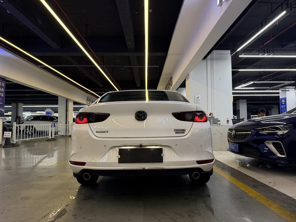 Mazda Mazda 3 Axela