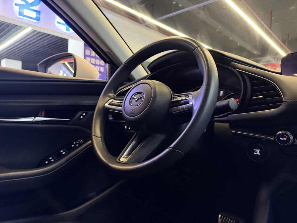 Mazda Mazda 3 Axela