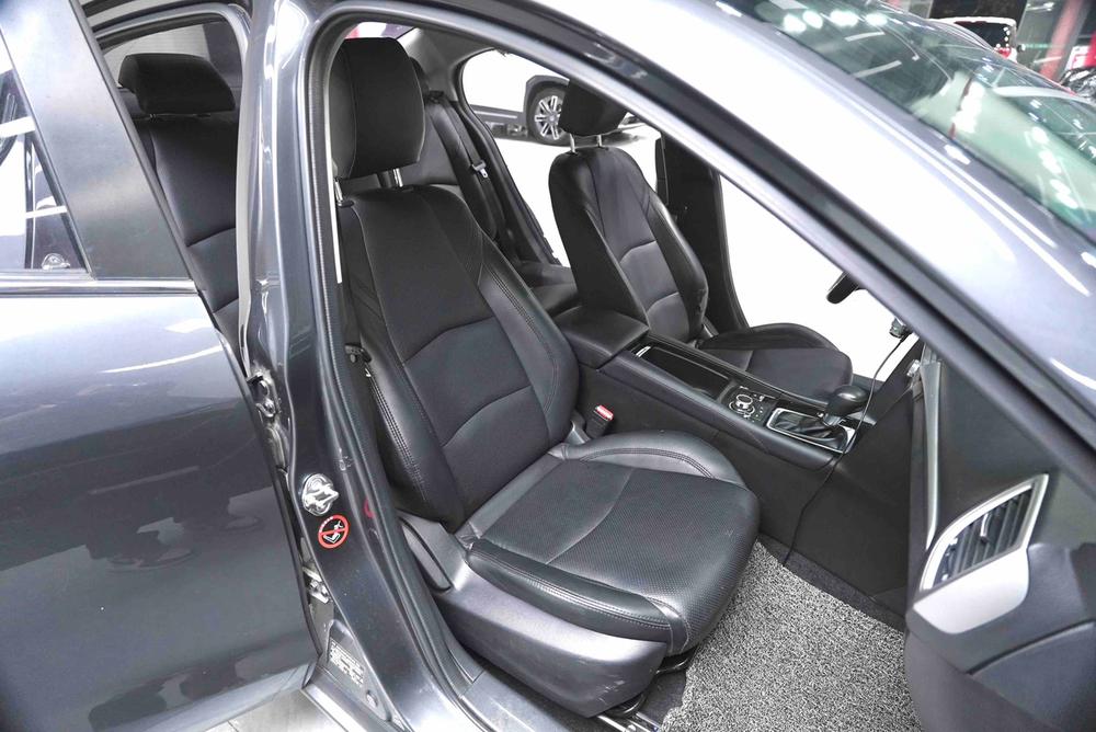 Mazda Mazda 3 Axela