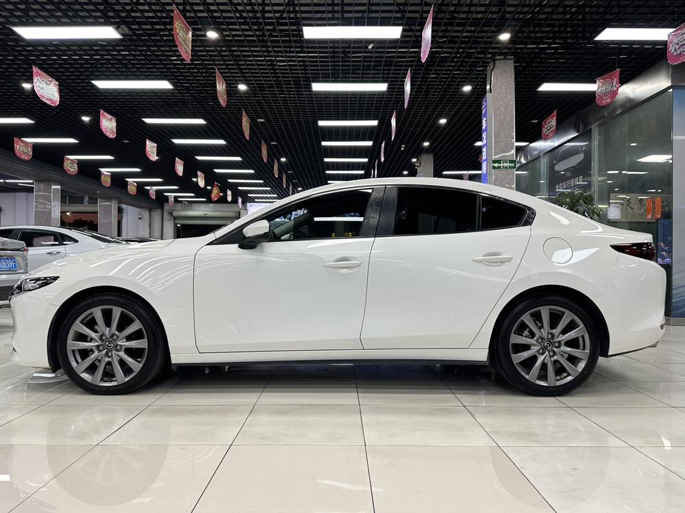 Mazda Mazda 3 Axela