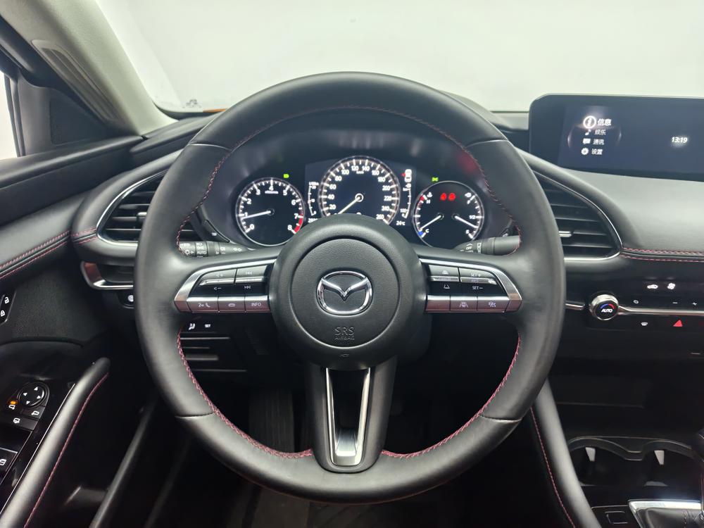 Mazda Mazda 3 Axela