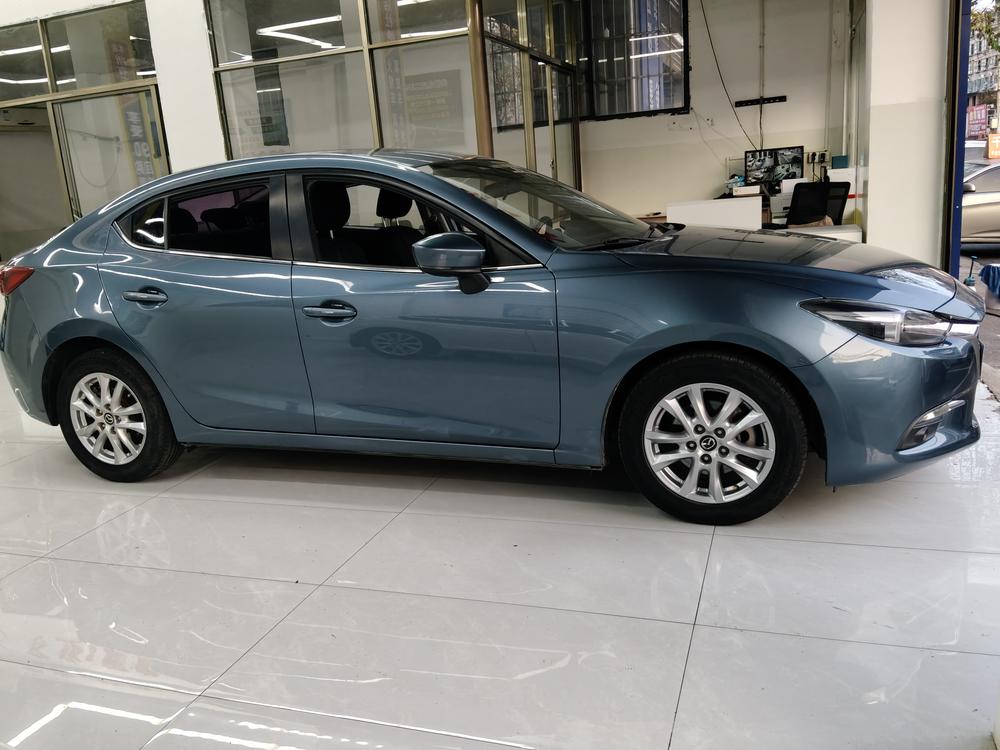 Mazda Mazda 3 Axela