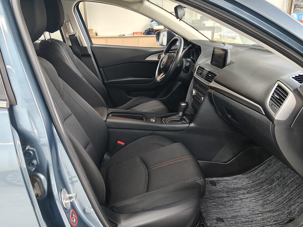Mazda Mazda 3 Axela
