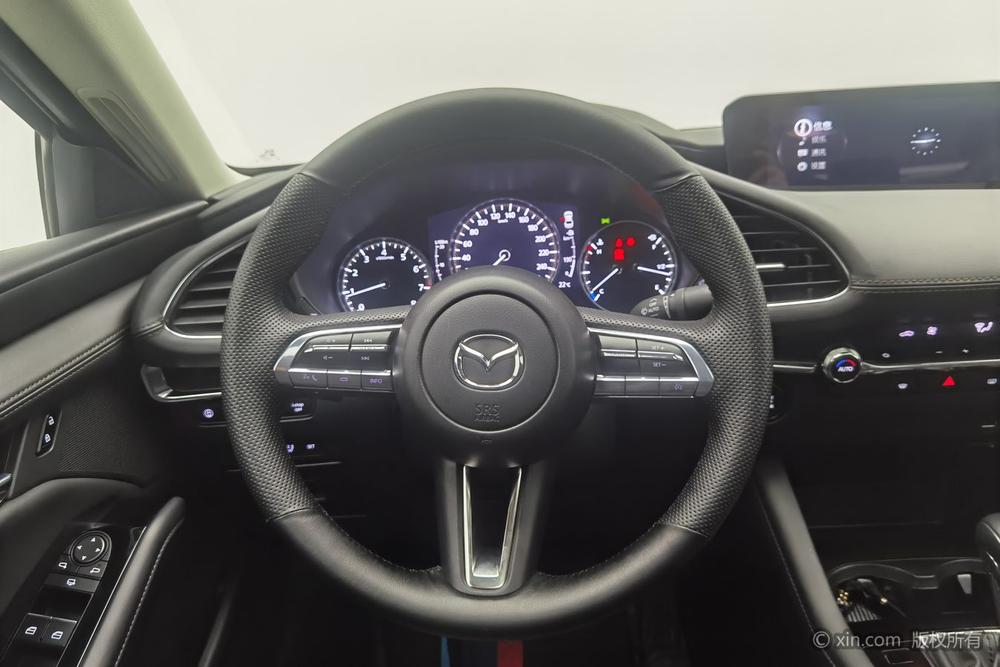 Mazda Mazda 3 Axela