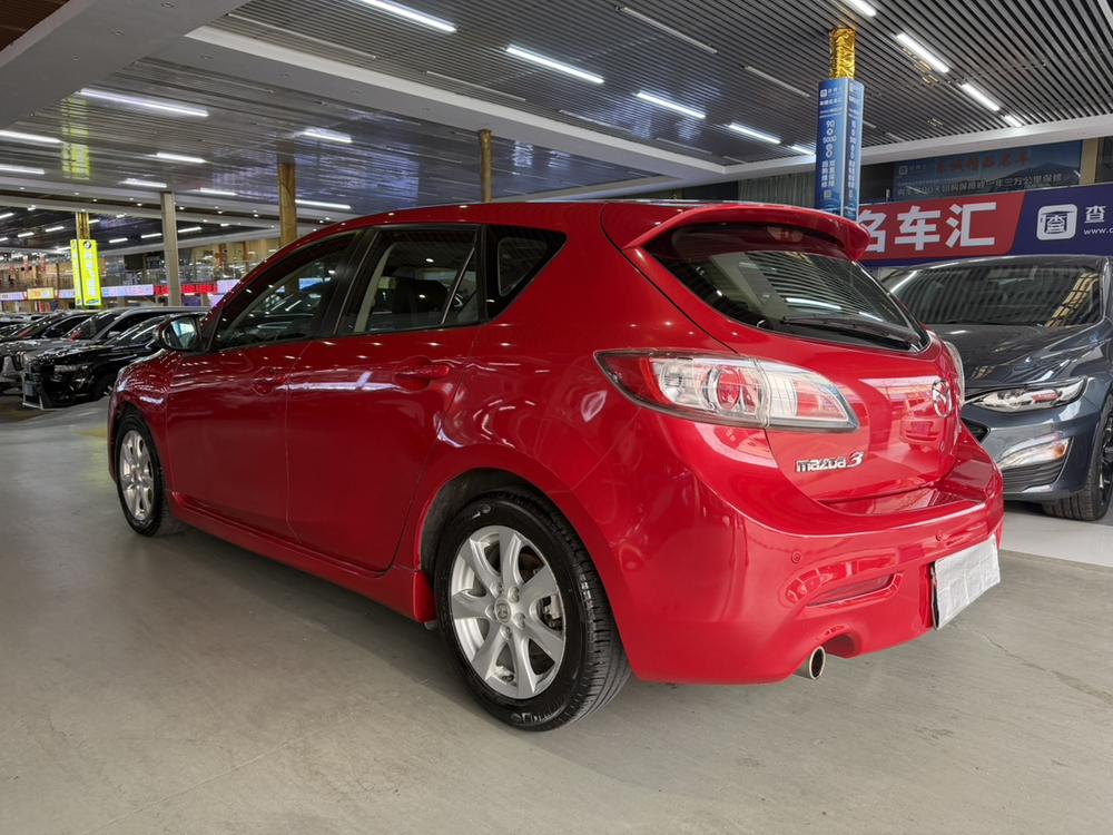 Mazda Mazda 3 (Import)