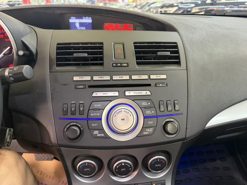 Mazda Mazda 3 (Import)