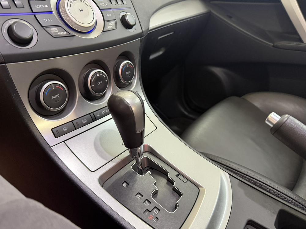 Mazda Mazda 3 (Import)