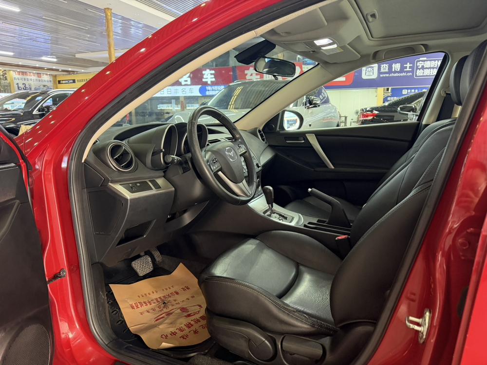 Mazda Mazda 3 (Import)