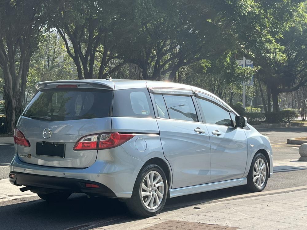 Mazda Mazda 5