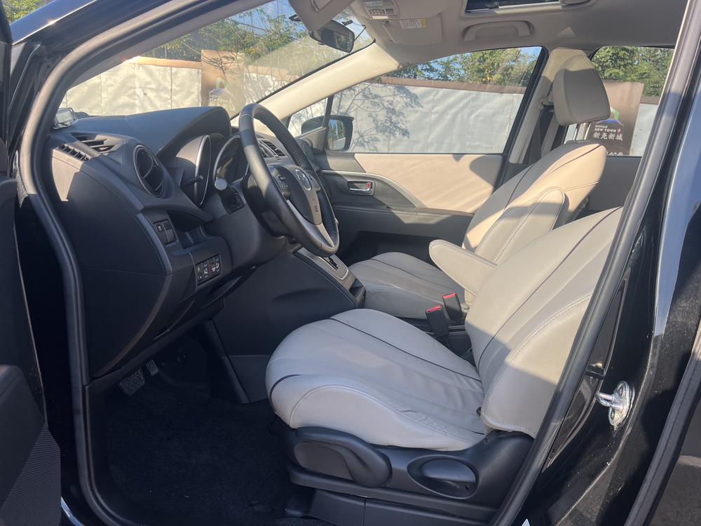 Mazda Mazda 5