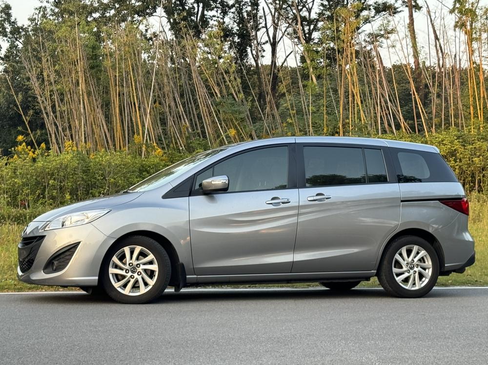 Mazda Mazda 5
