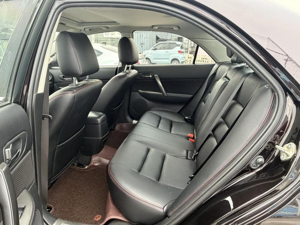 Mazda Mazda 6