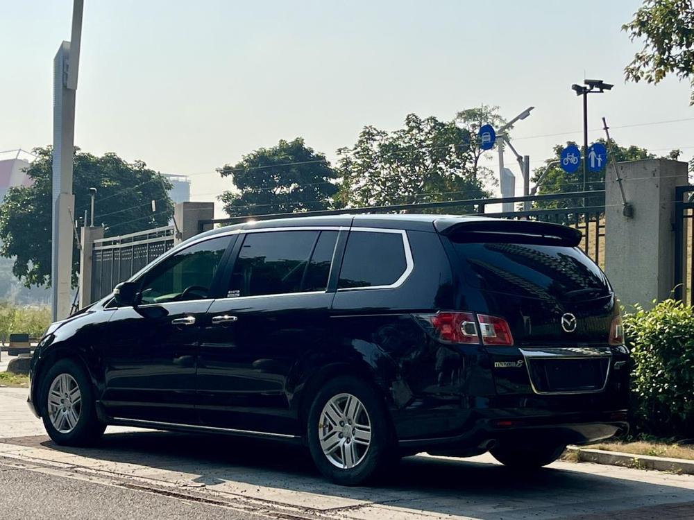 Mazda Mazda 8