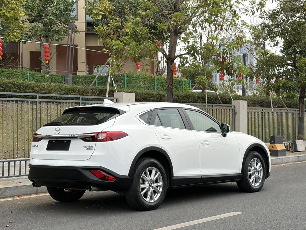 Mazda Mazda CX-4