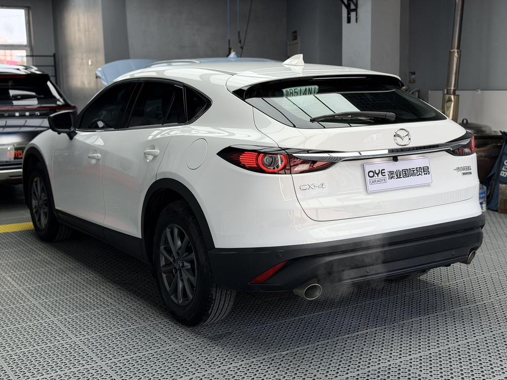 Mazda Mazda CX-4