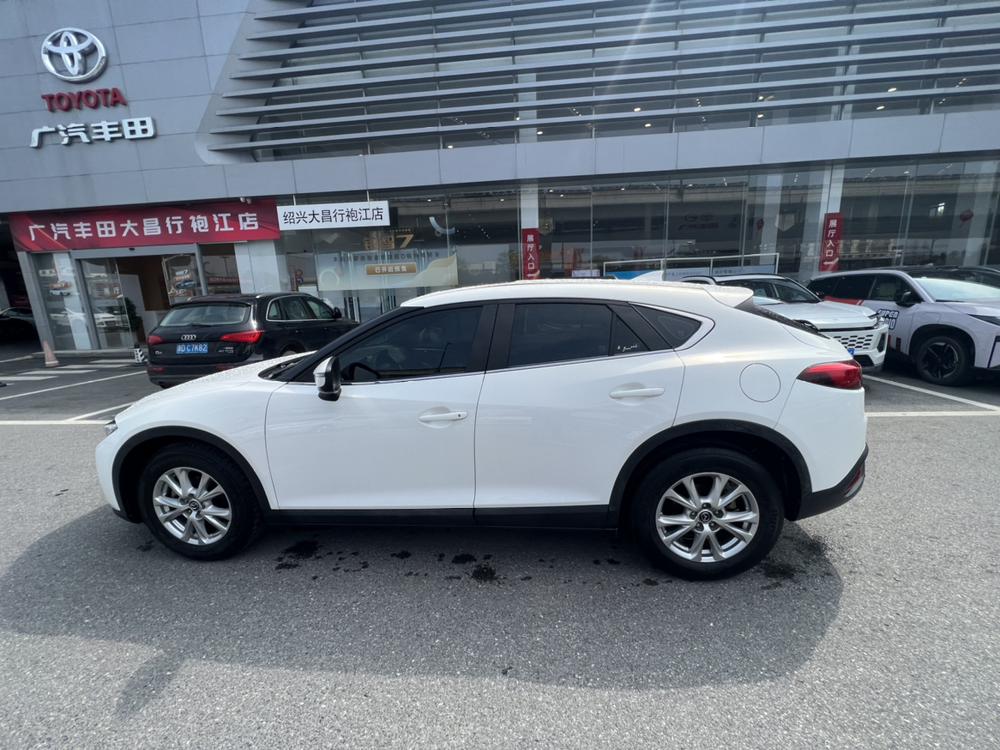 Mazda Mazda CX-4