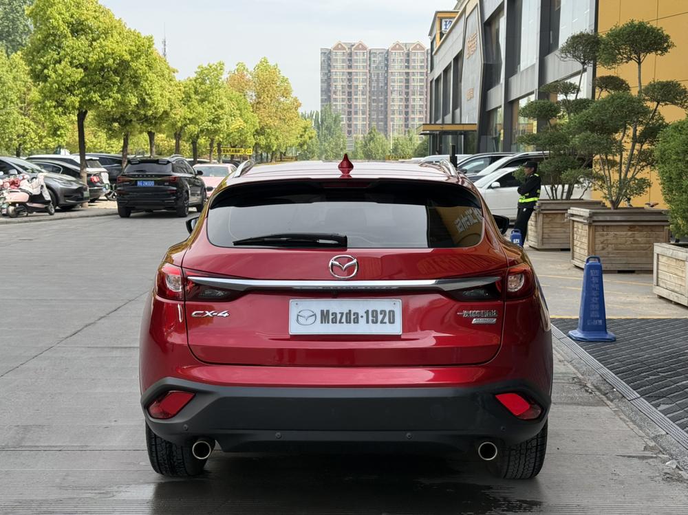 Mazda Mazda CX-4