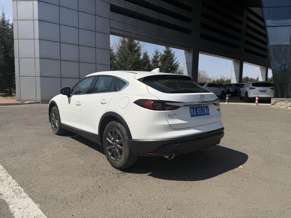 Mazda Mazda CX-4