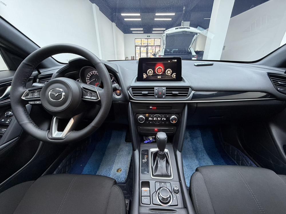Mazda Mazda CX-4