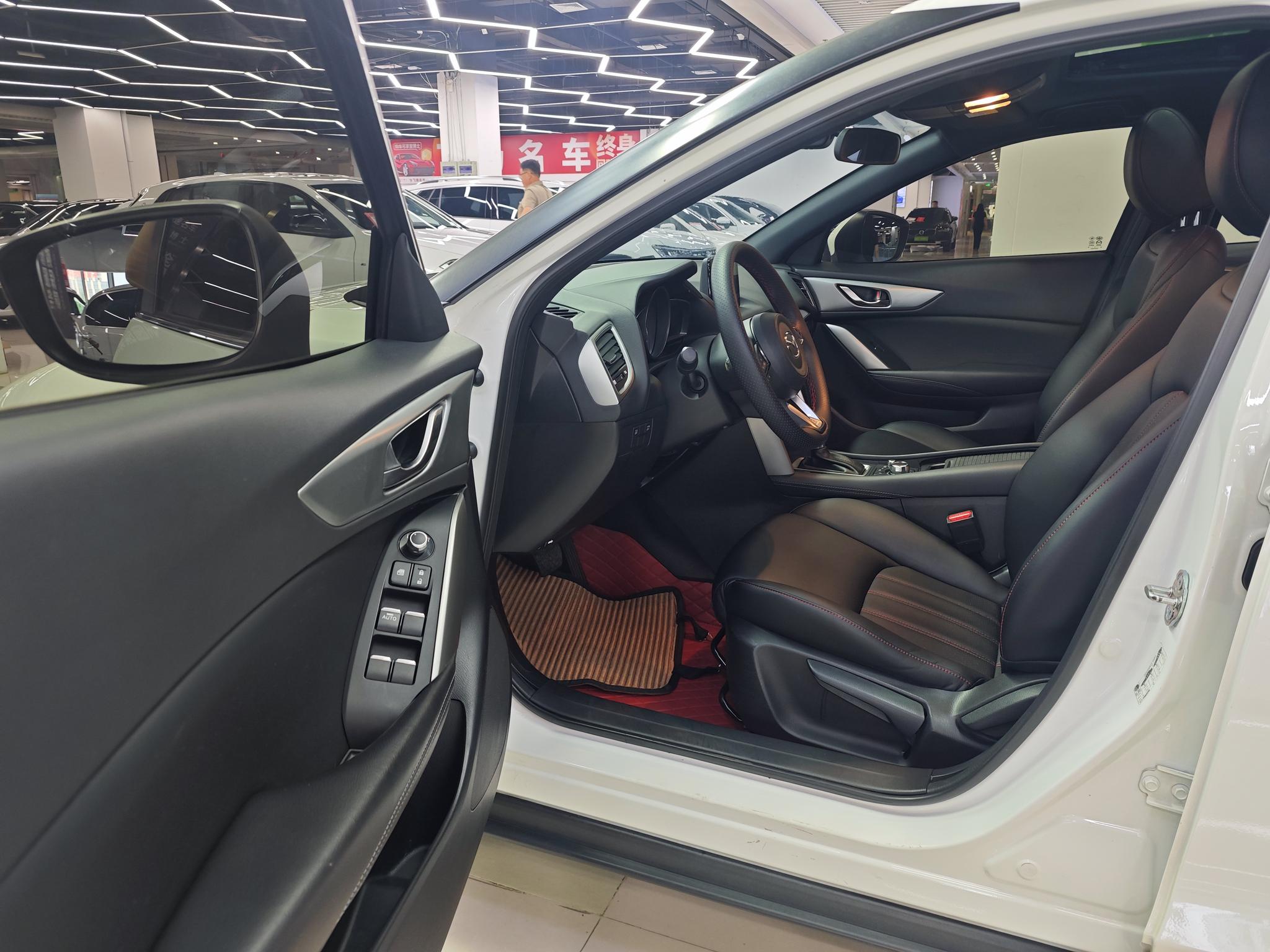 Mazda Mazda CX-4