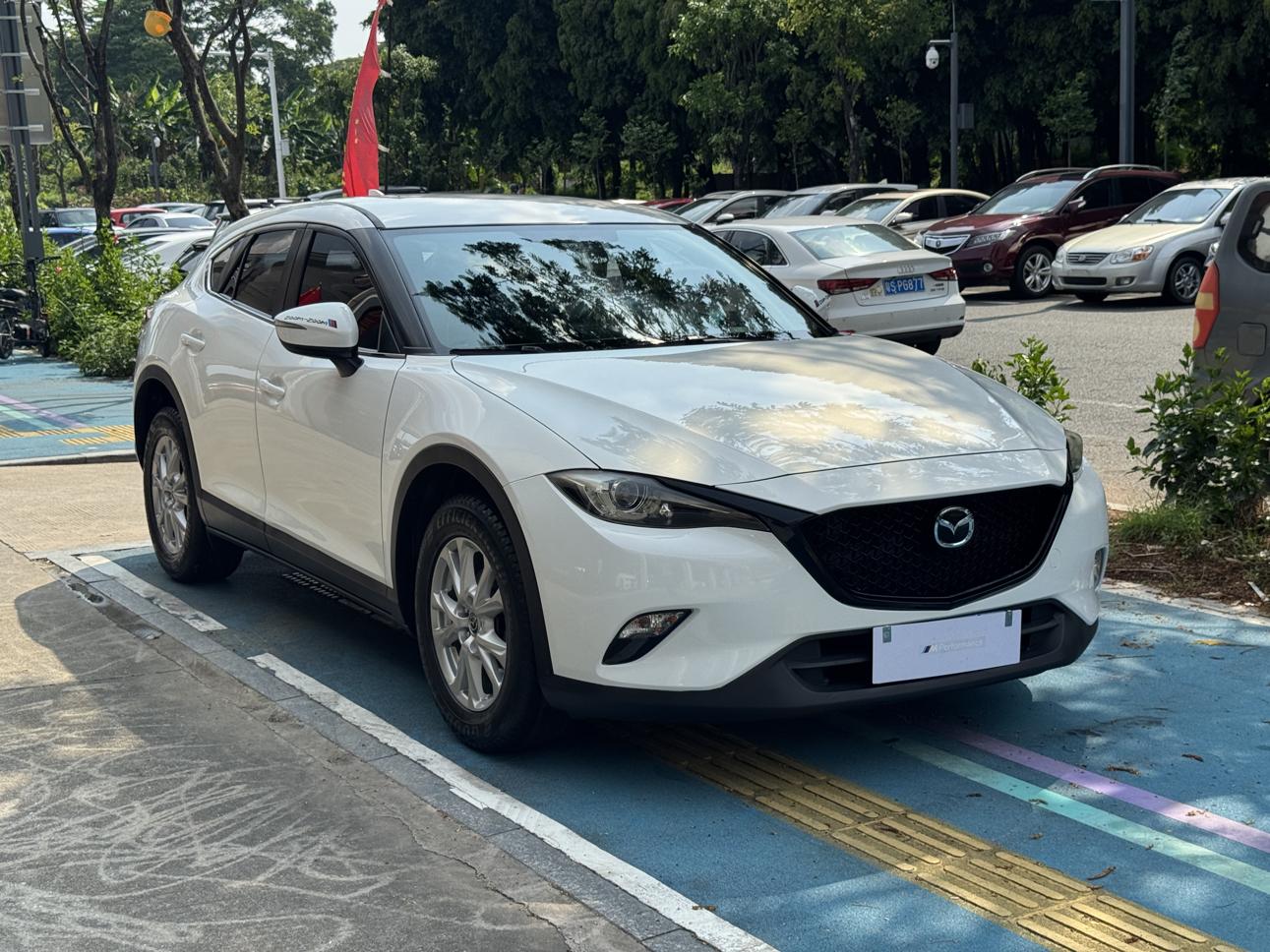 Mazda Mazda CX-4