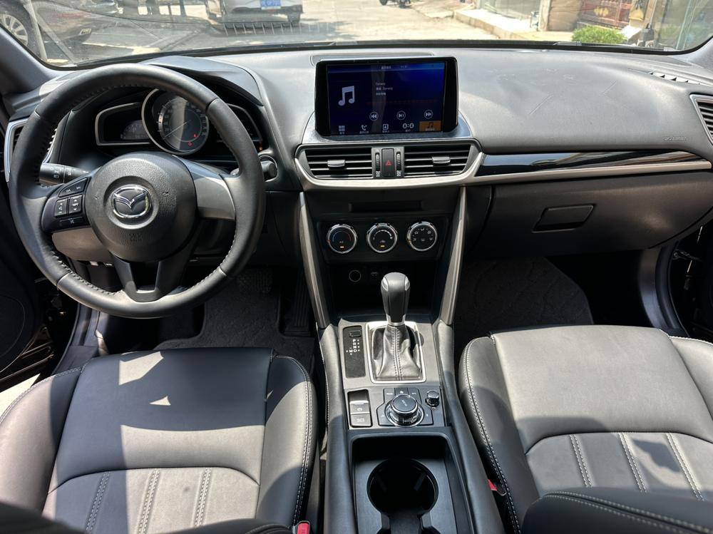 Mazda Mazda CX-4