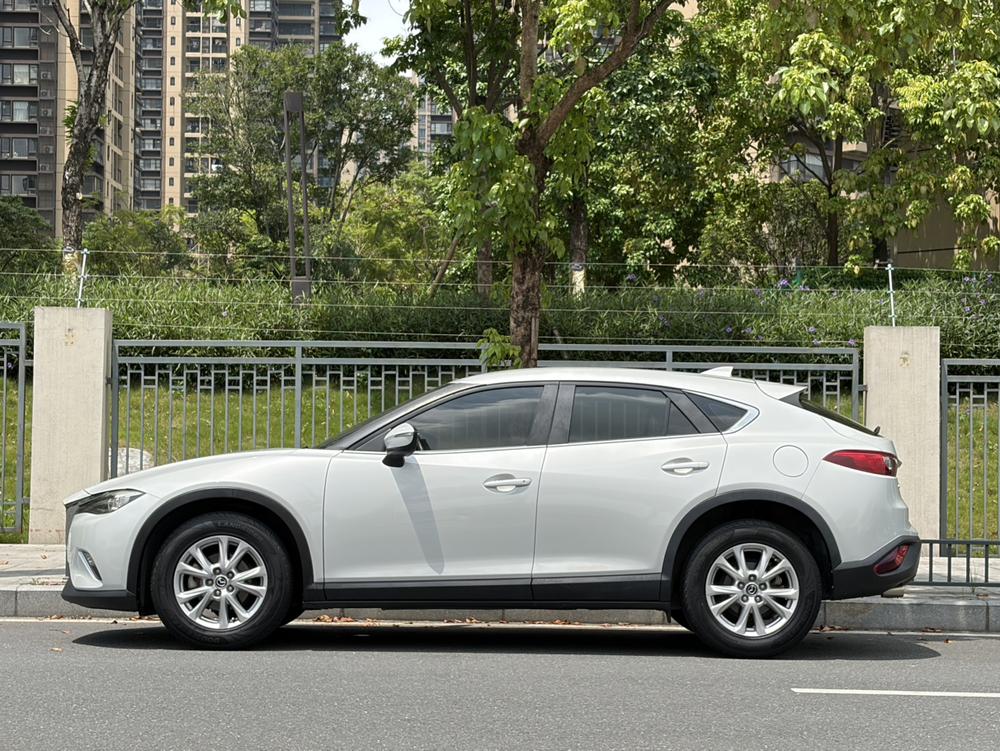 Mazda Mazda CX-4