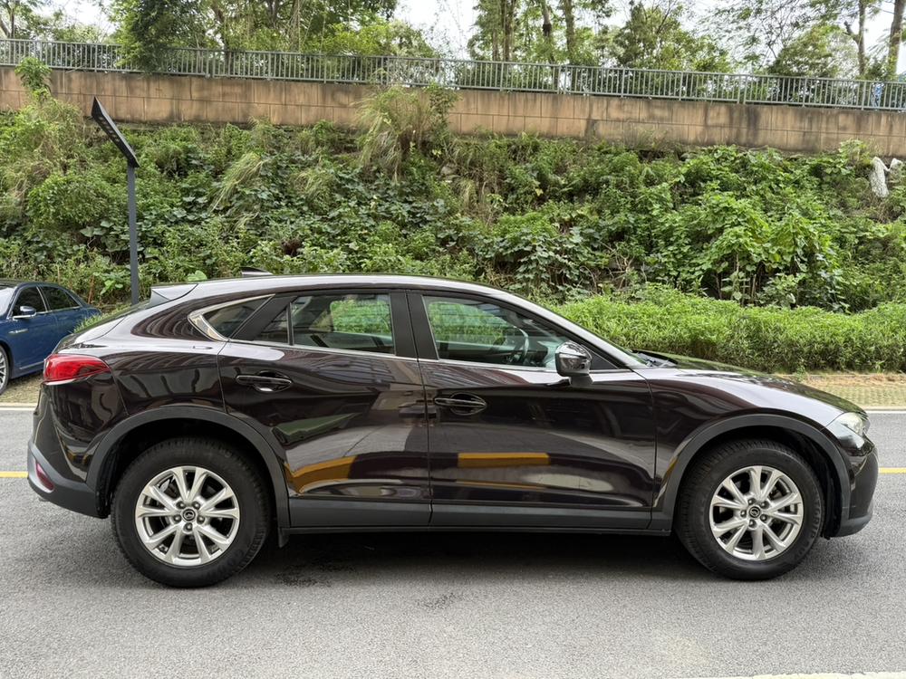 Mazda Mazda CX-4