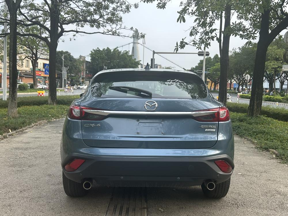 Mazda Mazda CX-4